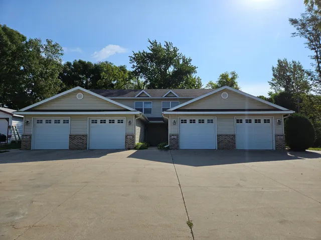 $181,900 | 362 Main Street North, Chatfield, MN 55923