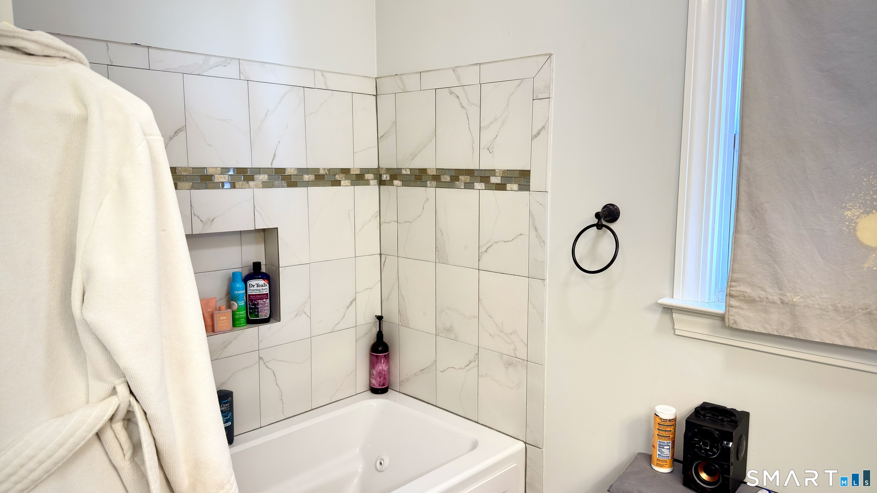 16 Grand Street Thomaston, CT 06787 - Photo 27 of 32