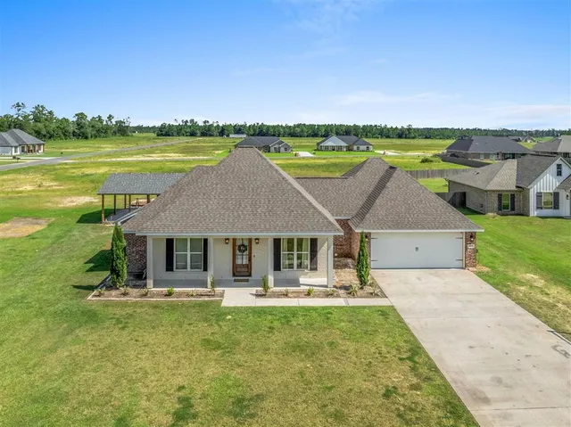 $285,000 | 117 Carnation Drive, Ragley, LA 70657