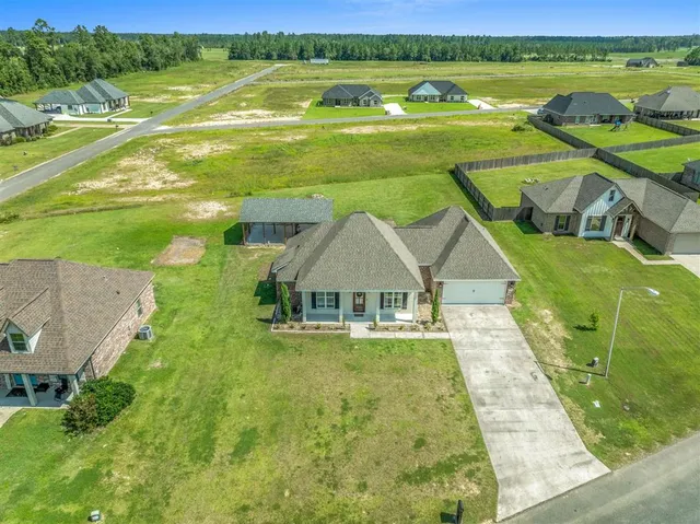 $285,000 | 117 Carnation Drive, Ragley, LA 70657