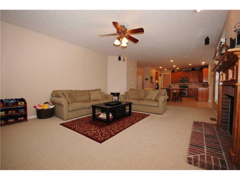 317 Buffalo Ridge Road Canonsburg, PA 15317 - Photo 11 of 25 Den/Family/Great Room.