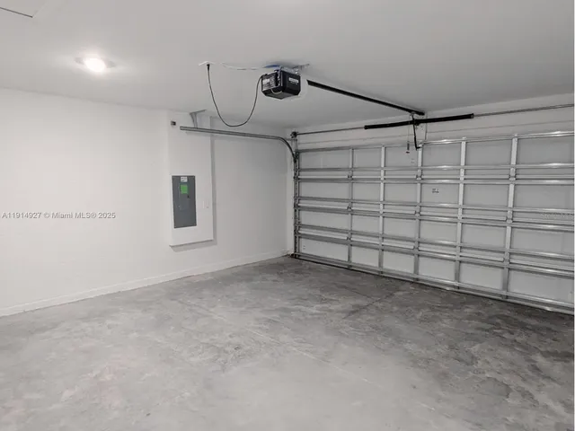 $1,895 | 2175 Chris Drive, Winter Haven, FL 33884