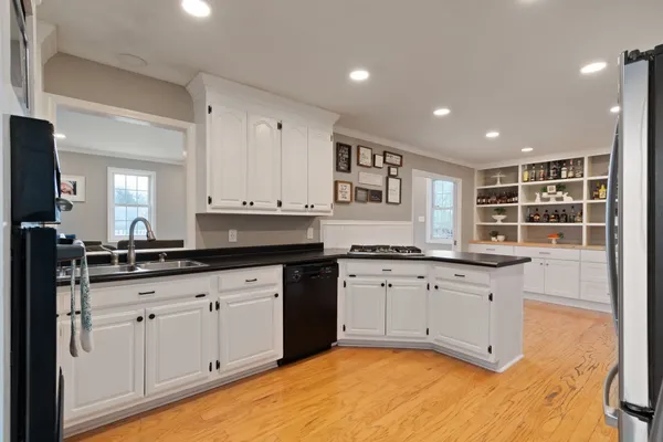 $369,900 | 1608 Allison Avenue, Columbia, TN 38401