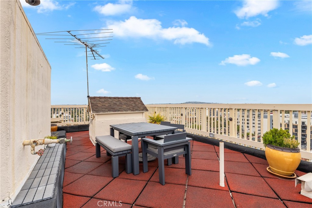 315 West 3rd Street, Unit 311 Long Beach, CA 90802 - Photo 19 of 20