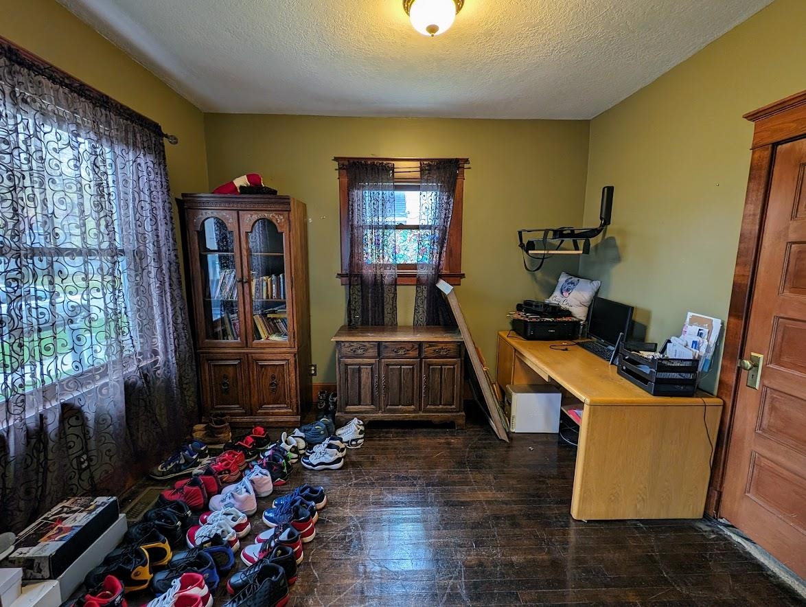 1908 4th Street Bay City, MI 48708 - Photo 11 of 20 Gallery Image 11