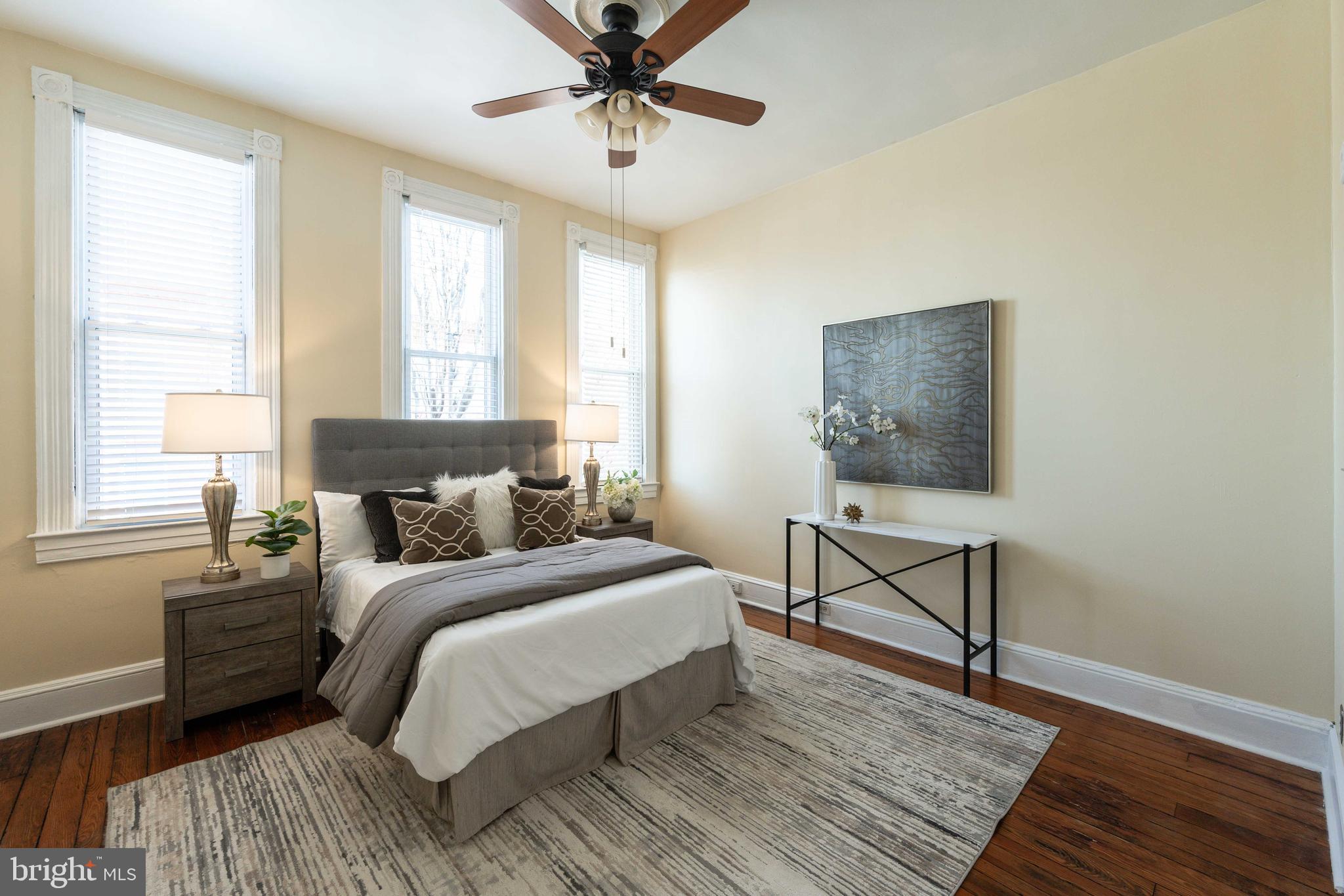 3 East Ostend Street Baltimore, MD 21230 - Photo 19 of 25 a bedroom with a bed and a window
