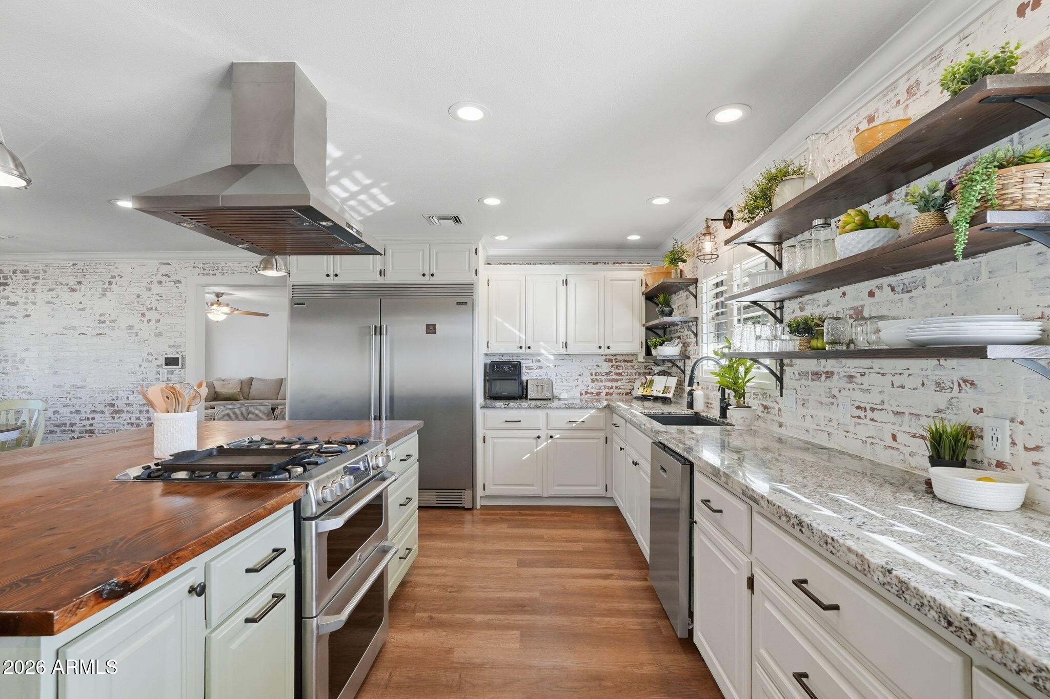 1808 East Glencove Street Mesa, AZ 85203 - Photo 12 of 41 015_ListerPros