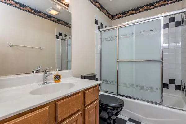 $398,900 | 42162 Fossland Avenue, Zion, IL 60099