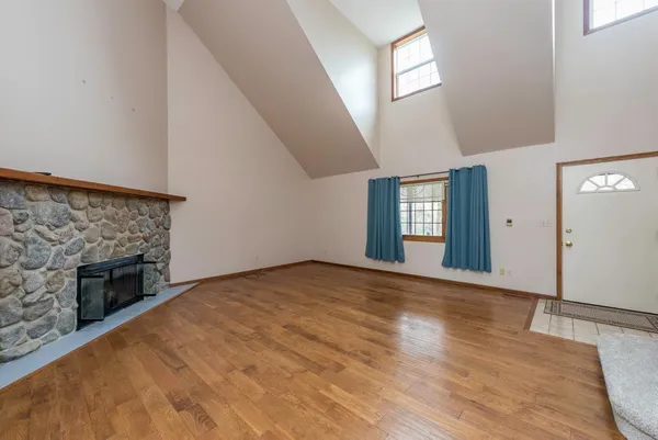 $398,900 | 42162 Fossland Avenue, Zion, IL 60099