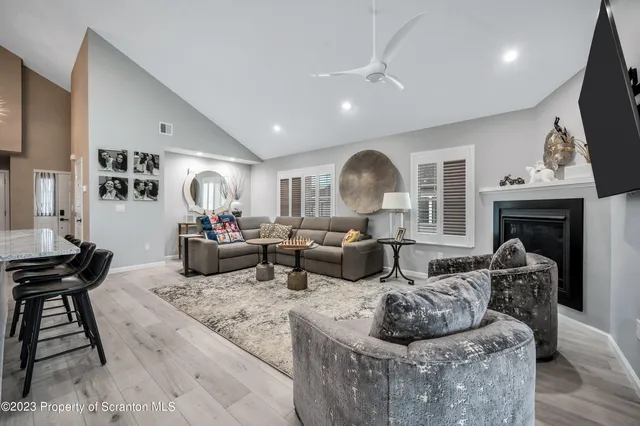 $389,900 | 171 Golden Gate Circle Circle, Archbald, PA 18403