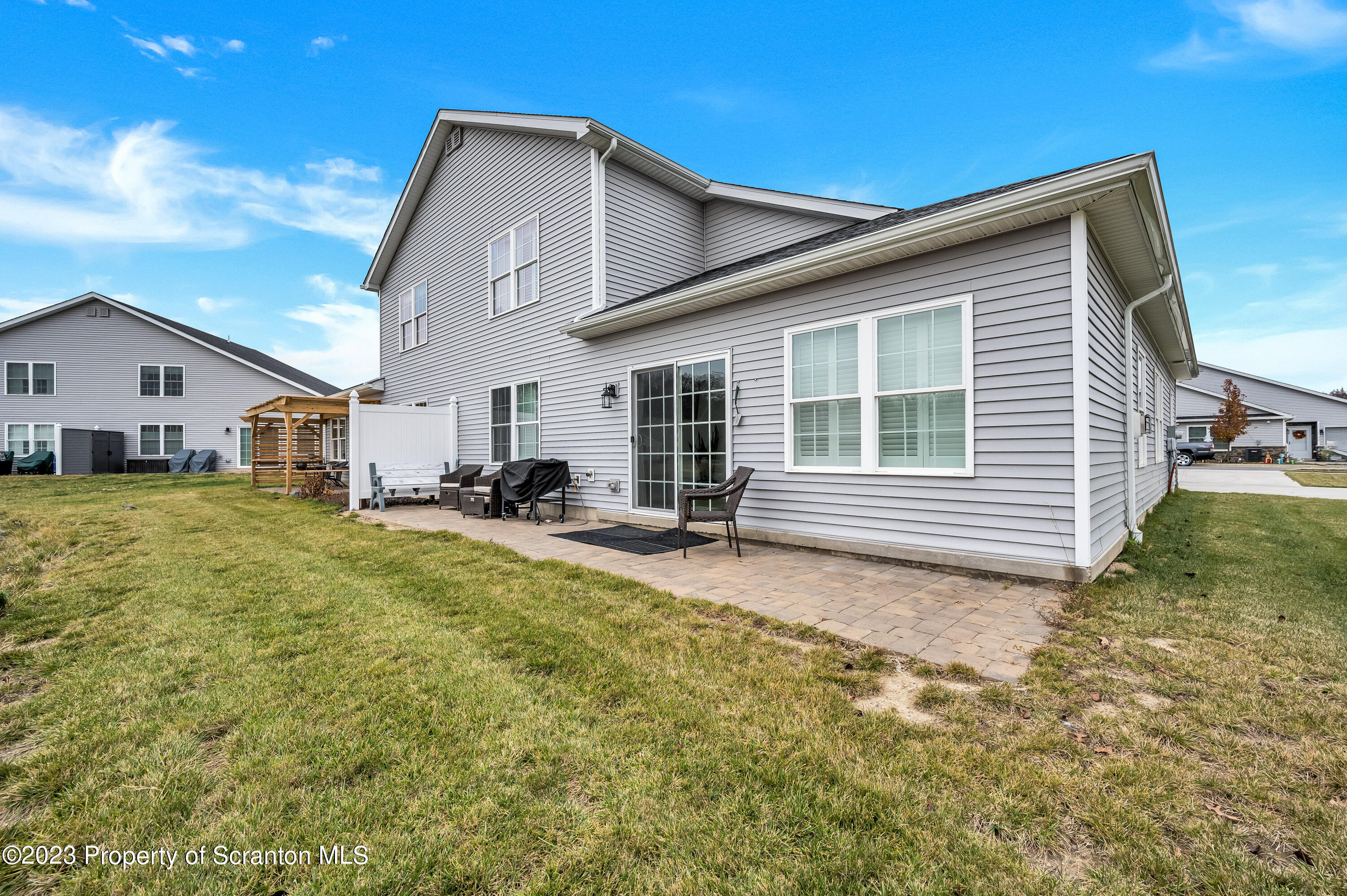 171 Golden Gate Circle Circle Archbald, PA 18403 - Photo 3 of 38 gc-36