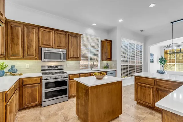 $485,000 | 1140 Wilson Drive, Lantana, TX 76226