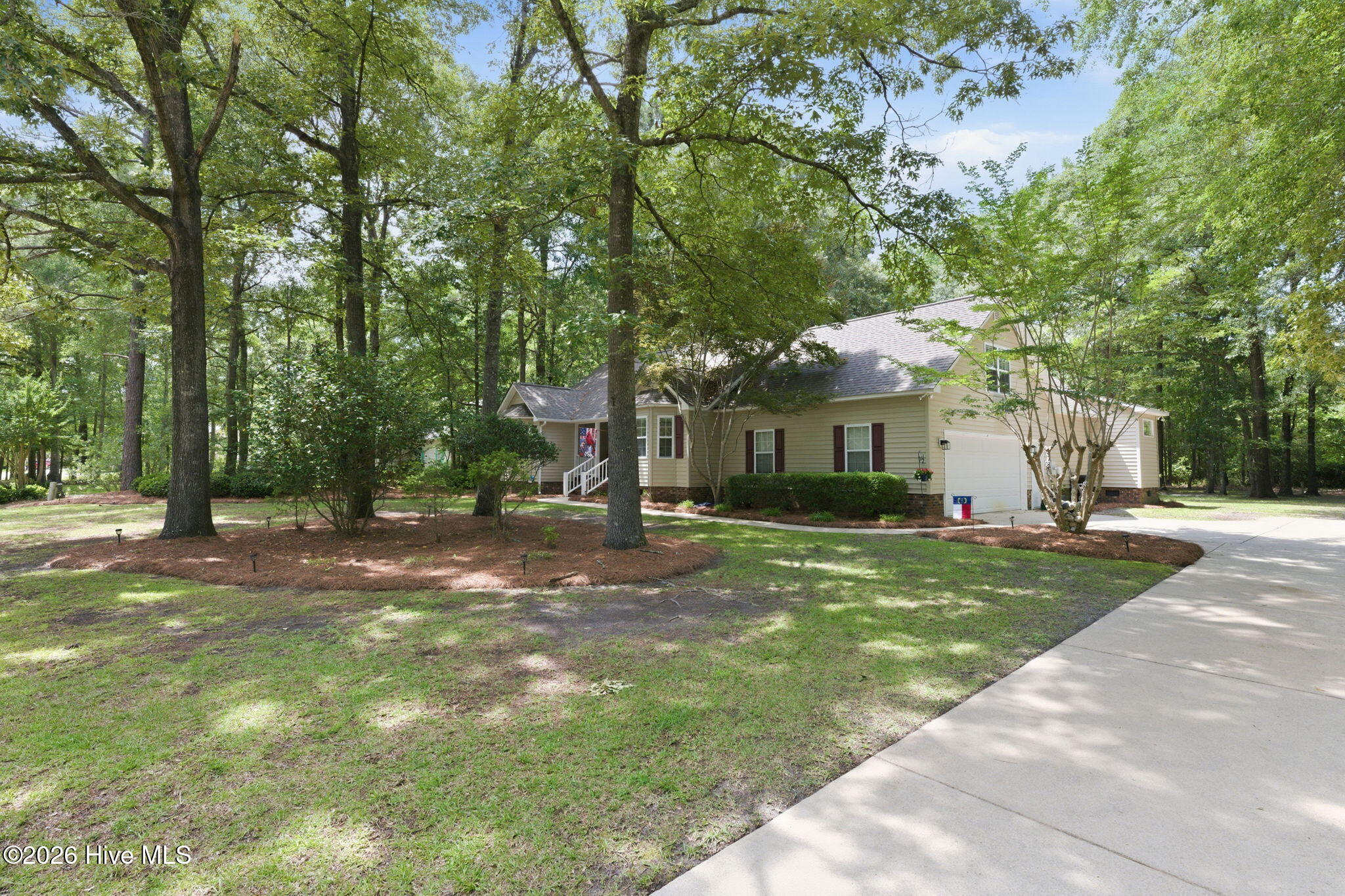 584 Deer Run Road New Bern, NC 28562 - Photo 5 of 47 3-web-or-mls-DSC_8331
