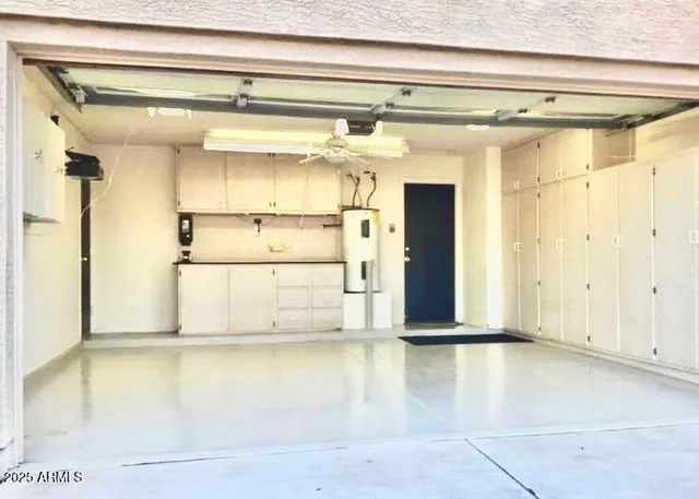 $1,950 | 15481 West Mauna Loa Lane, Surprise, AZ 85379