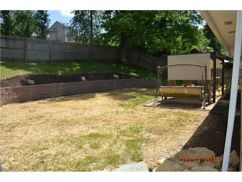 1630 Rostraver Road Belle Vernon, PA 15012 - Photo 15 of 19 Yard/Garden.