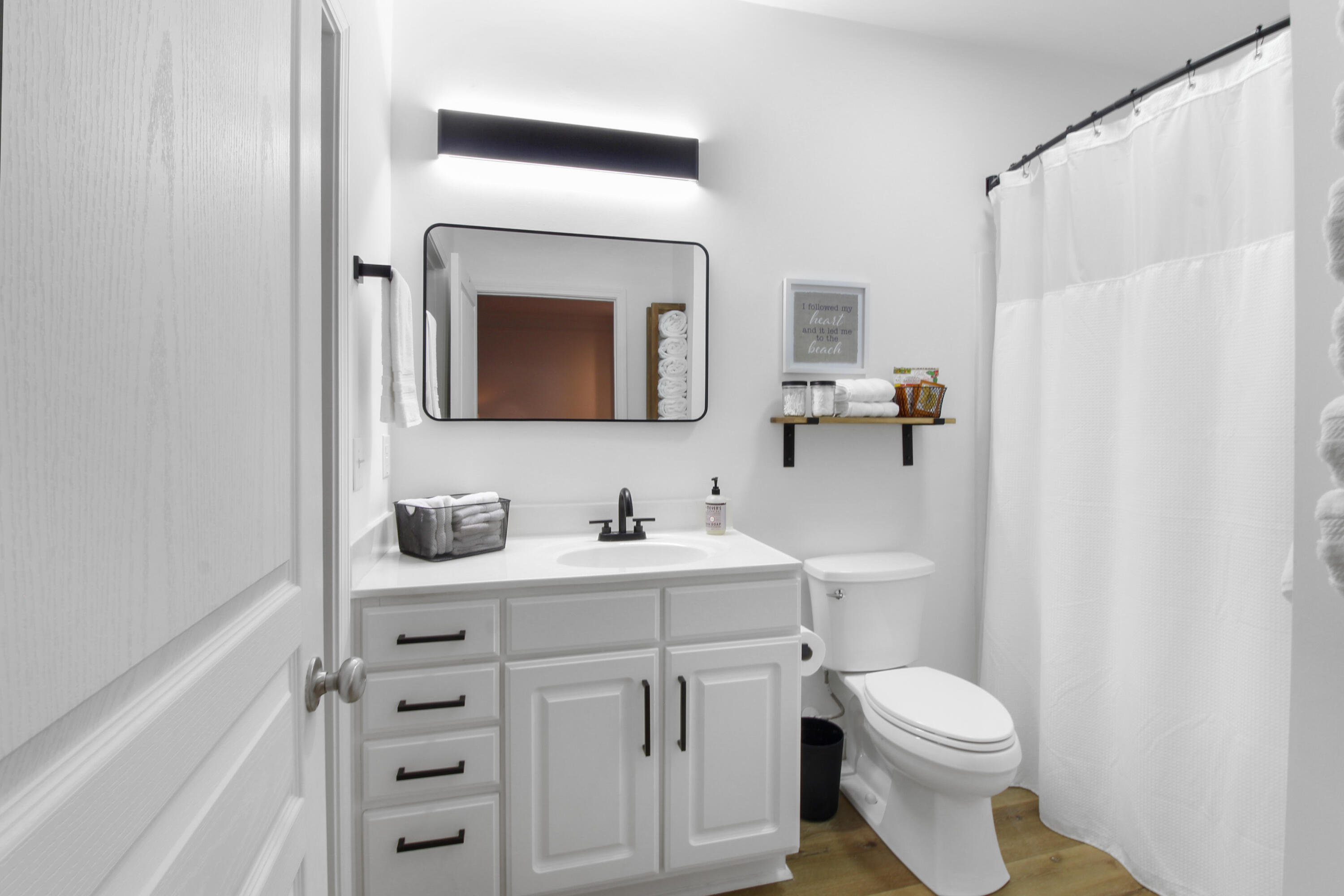 1308 Basildon Road, Unit 1308 Mount Pleasant, SC 29466 - Photo 14 of 40 Bathroom