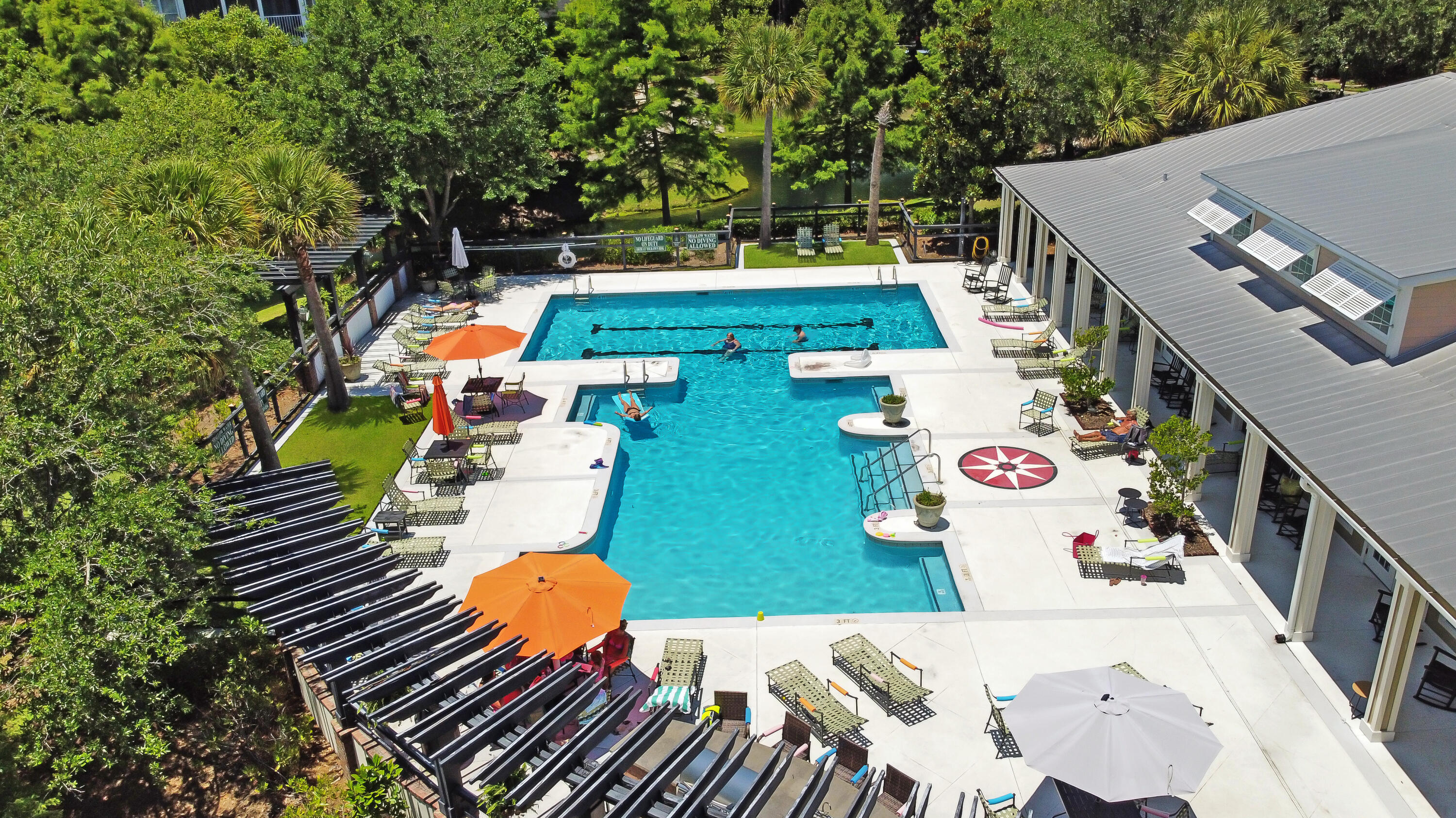 1308 Basildon Road, Unit 1308 Mount Pleasant, SC 29466 - Photo 31 of 40 Pool