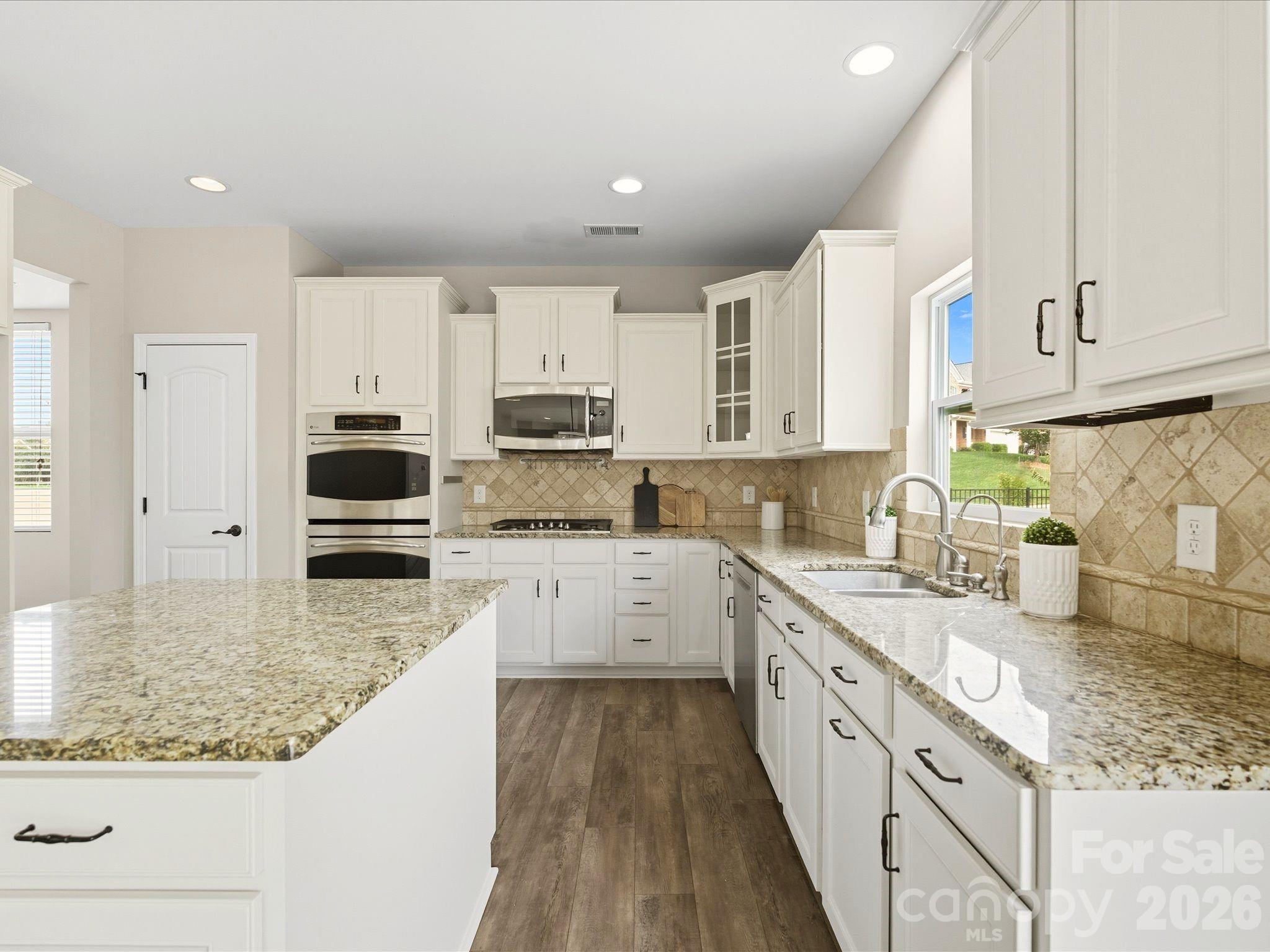 7196 Dove Field Lane Fort Mill, SC 29707 - Photo 8 of 35