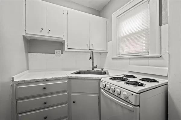$199,900 | 514 West Walnut Street, Independence, MO 64050