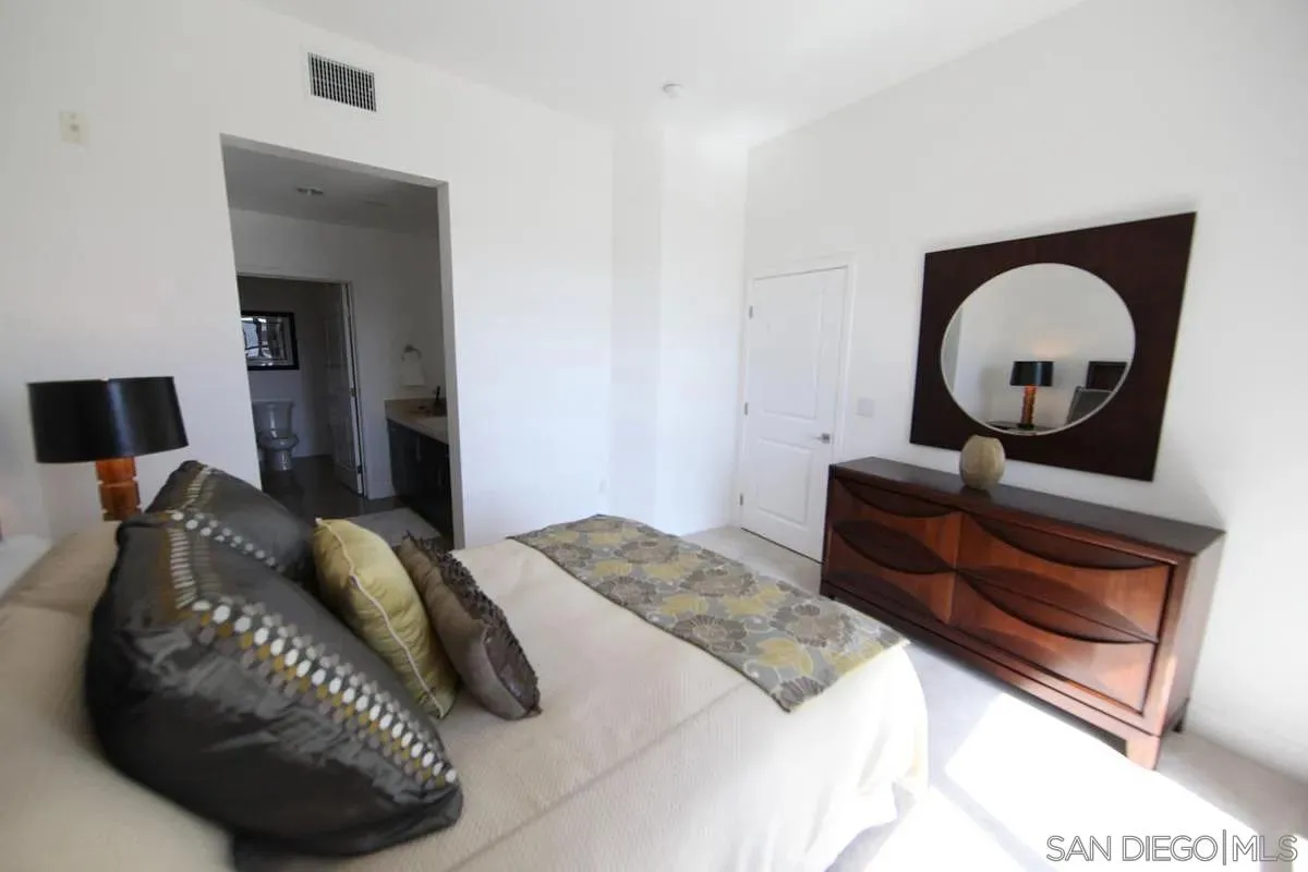402 Rockefeller, Unit 306 Irvine, CA 92612 - Photo 3 of 17