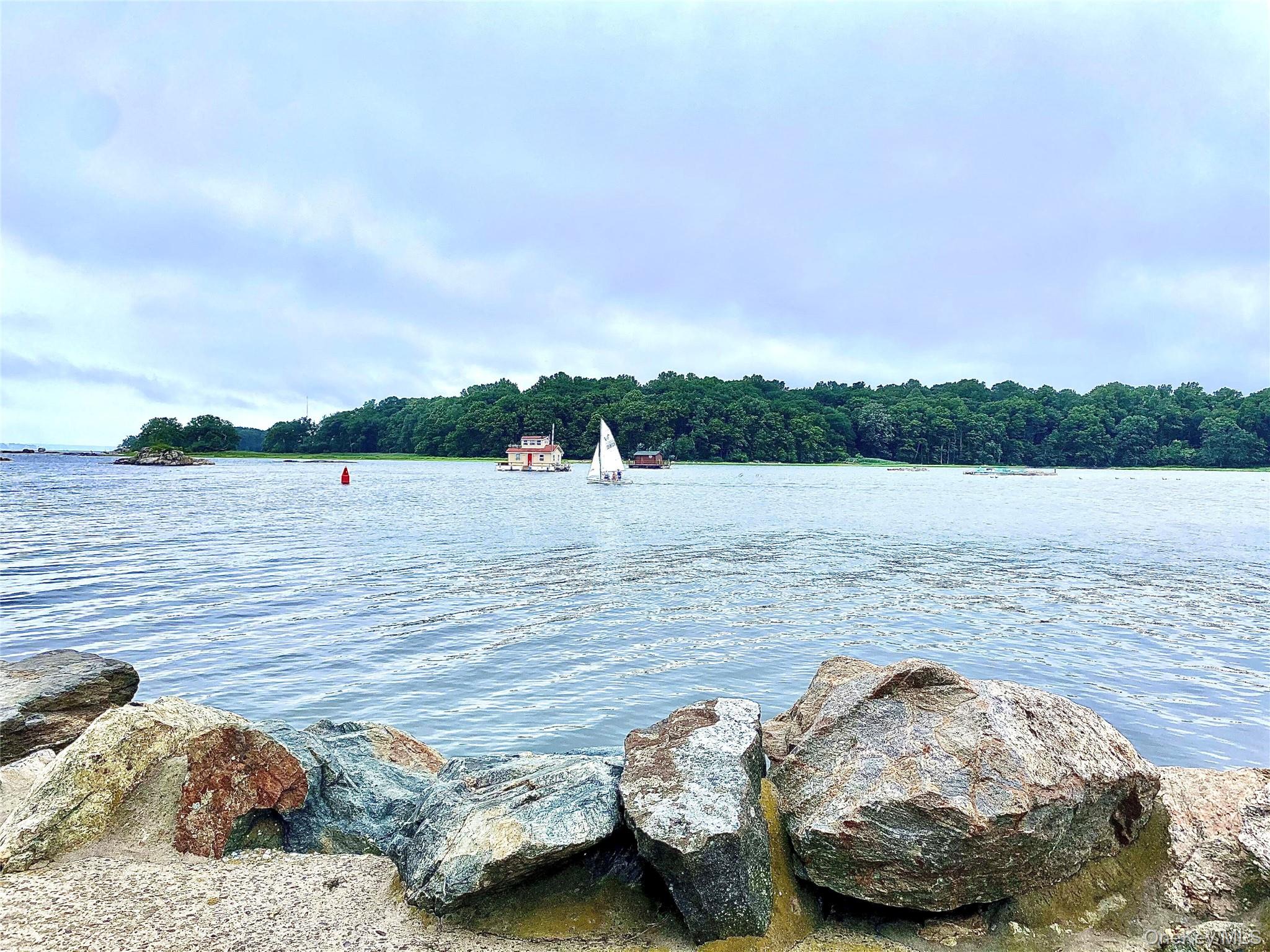 25 Trinity Place, Unit 2K New Rochelle, NY 10805 - Photo 23 of 24 Short distance to the Long Island sound, bays, harbor areas, and parks.