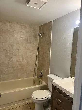 $1,550 | 10274 Turkey Lake Road, Unit B18, Orlando, FL 32819