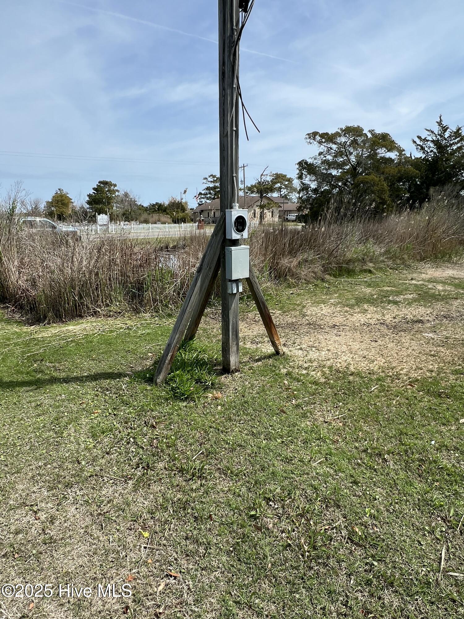233 Bayview Drive Stumpy Point, NC 27978 - Photo 5 of 12 IMG_1634