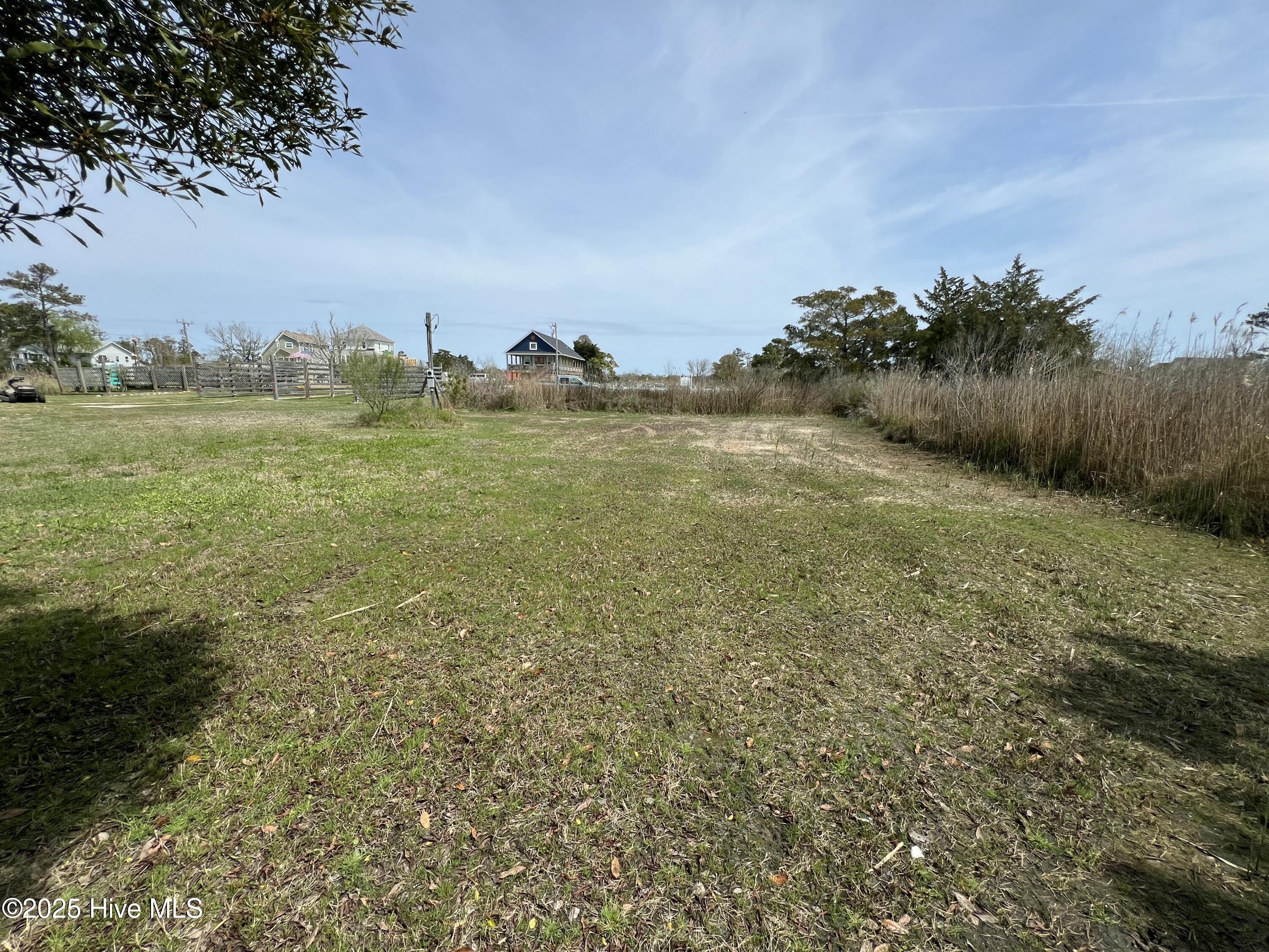 233 Bayview Drive Stumpy Point, NC 27978 - Photo 6 of 12 IMG_1635