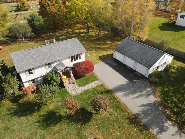 $405,000 | 1013 Sunset Avenue, Glenburn, ME 04401