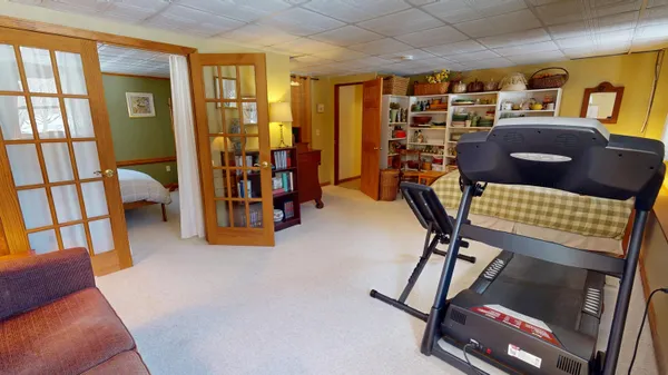 $405,000 | 1013 Sunset Avenue, Glenburn, ME 04401