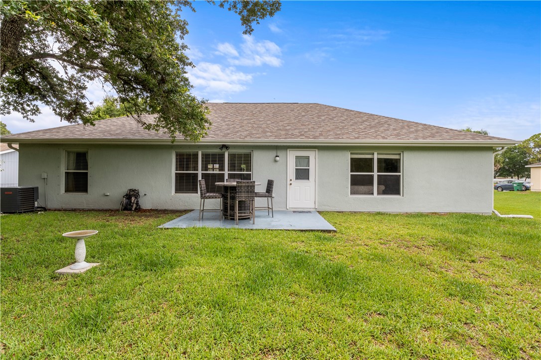 1452 Seahouse Street Sebastian, FL 32958 - Photo 26 of 28