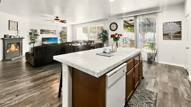 $595,000 | 5826 Paddington Drive, Palmdale, CA 93552