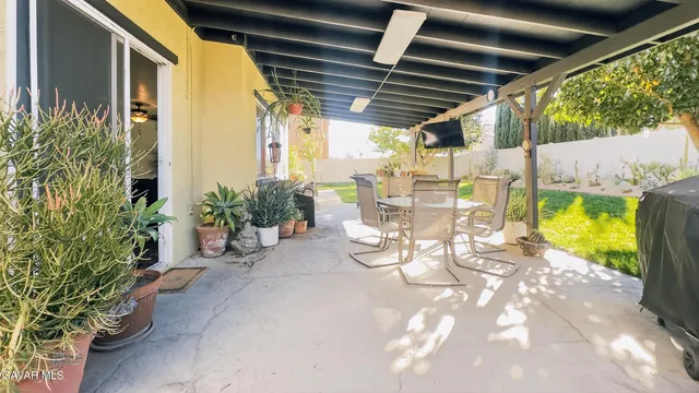 $595,000 | 5826 Paddington Drive, Palmdale, CA 93552
