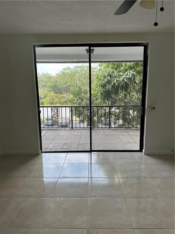 3680 Inverrary Drive, Unit 3R Lauderhill, FL 33319 - Photo 5 of 21 Photo 5