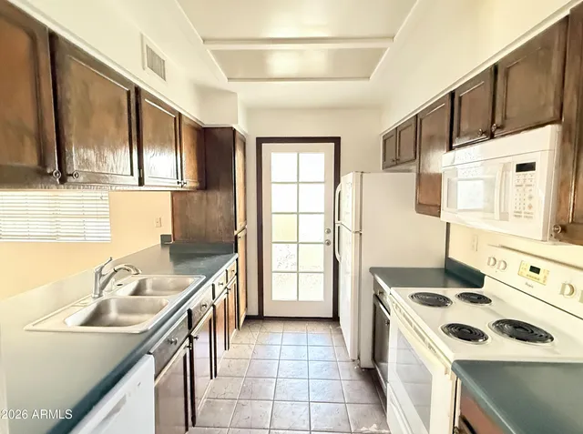 $1,595 | 1222 West Baseline Road, Unit 164, Tempe, AZ 85283