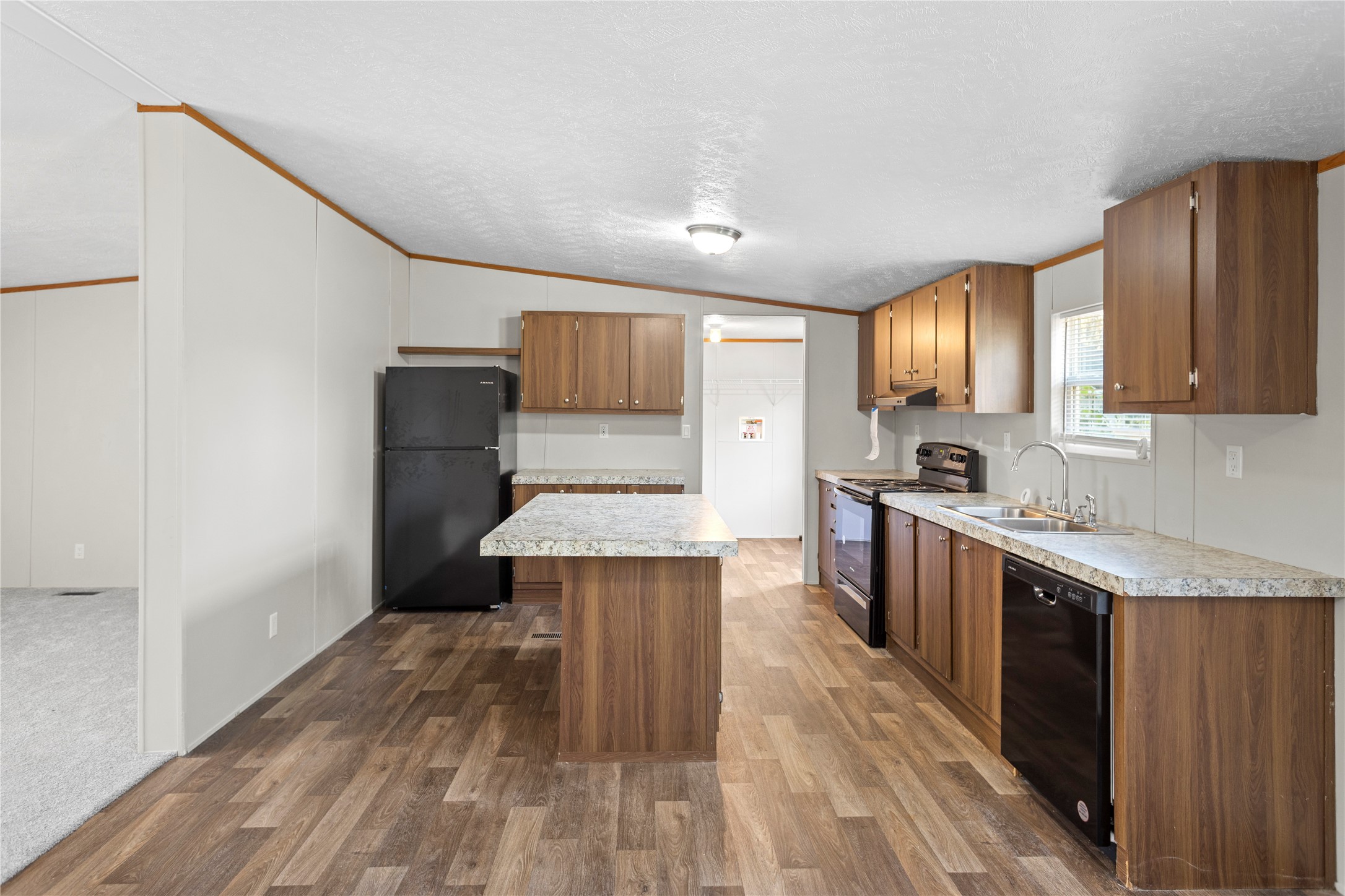 16889 Springfield Drive Conroe, TX 77302 - Photo 11 of 39