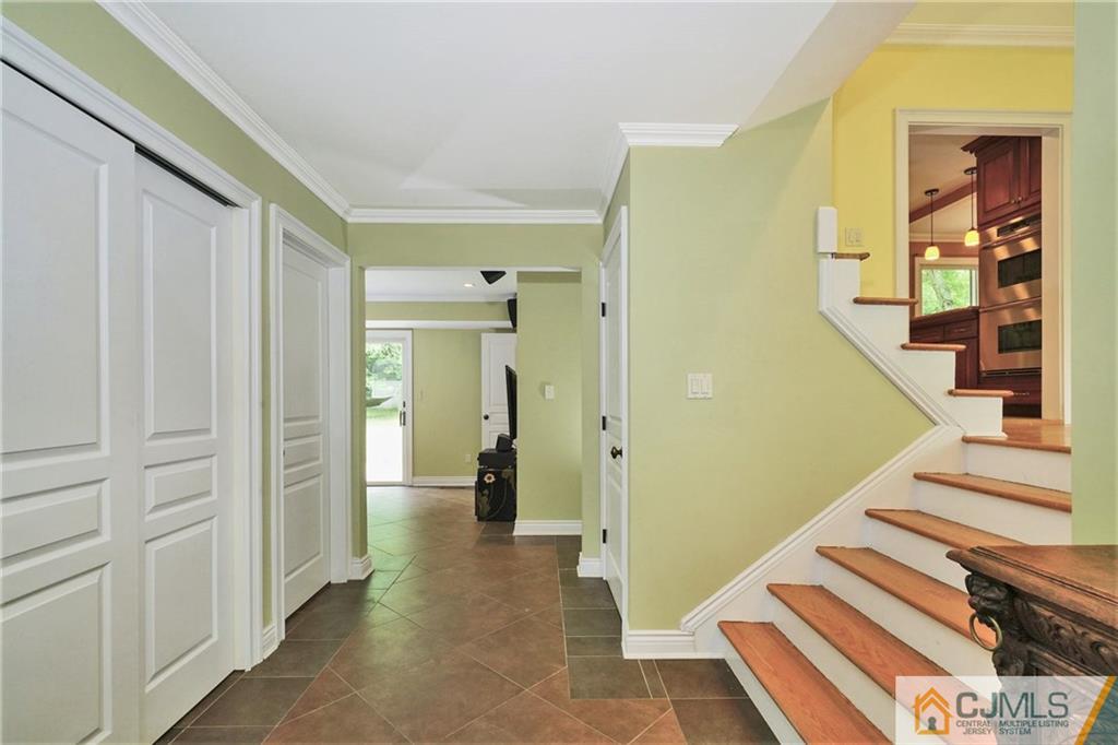 6 Alexander Road East Brunswick, NJ 08816 - Photo 2 of 19 Gallery Image 2