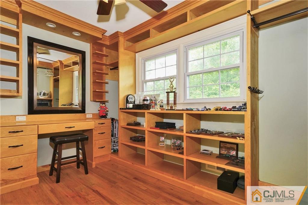 6 Alexander Road East Brunswick, NJ 08816 - Photo 11 of 19 Gallery Image 11