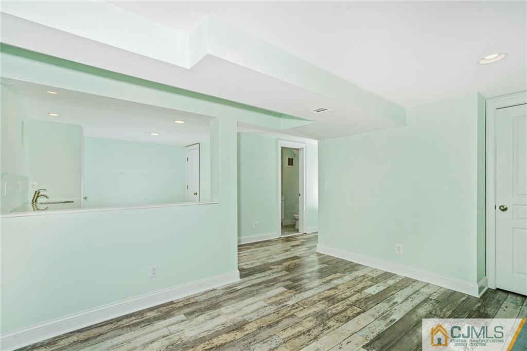 6 Alexander Road East Brunswick, NJ 08816 - Photo 14 of 19 Gallery Image 14