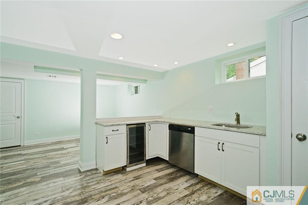 6 Alexander Road East Brunswick, NJ 08816 - Photo 15 of 19 Gallery Image 15