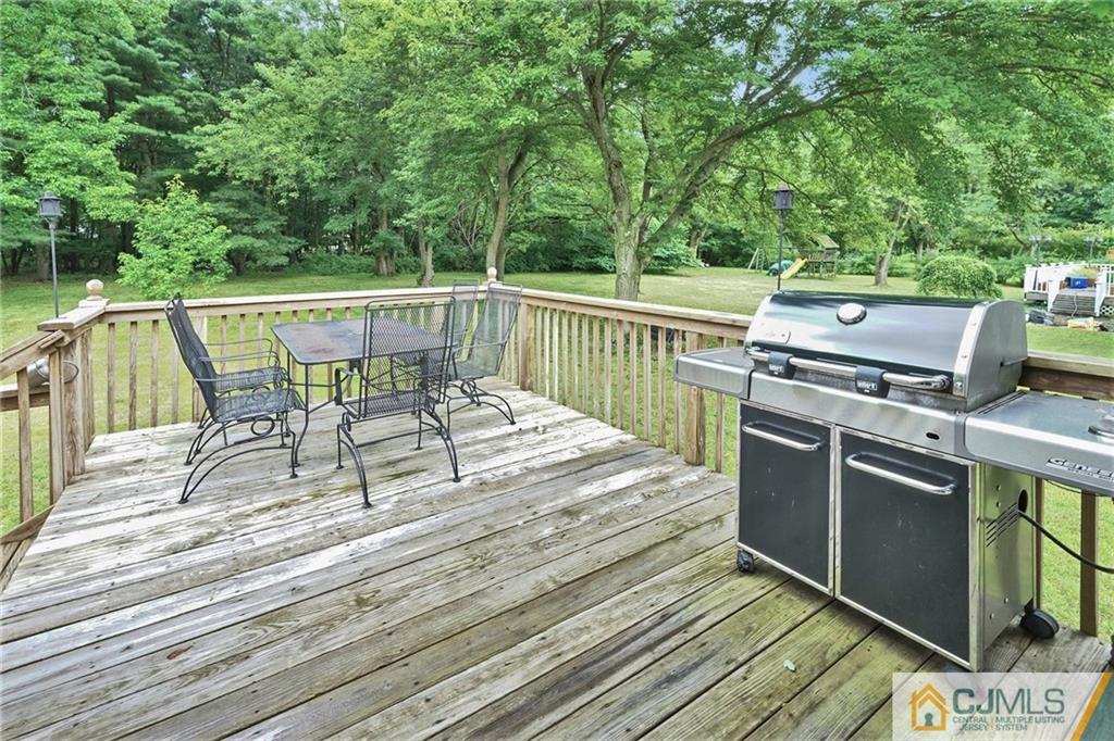 6 Alexander Road East Brunswick, NJ 08816 - Photo 17 of 19 Gallery Image 17