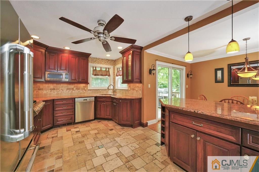 6 Alexander Road East Brunswick, NJ 08816 - Photo 3 of 19 Gallery Image 3