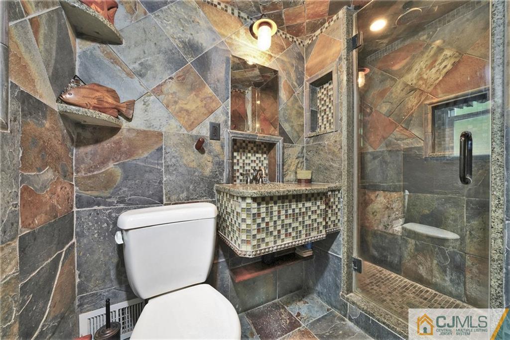 6 Alexander Road East Brunswick, NJ 08816 - Photo 8 of 19 Gallery Image 8