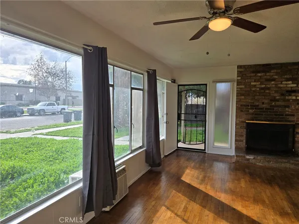 $1,550 | 1010 East Campus Way, Hemet, CA 92543