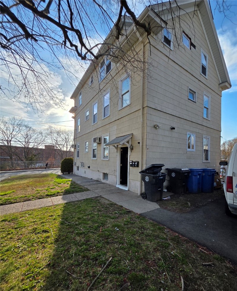 495 Broad Street, Unit 2 Cumberland, RI 02864 - Photo 10 of 12