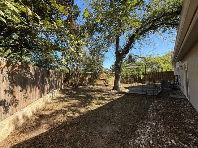 $2,900 | 5814 Gloucester Lane, Austin, TX 78723