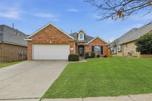 $319,000 | 740 Red Elm Lane, Fort Worth, TX 76131