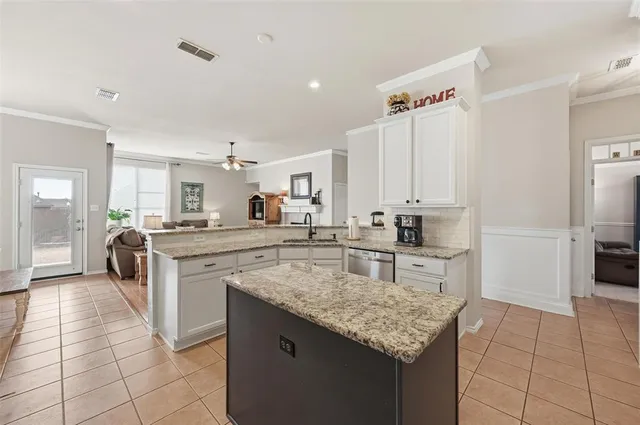 $319,000 | 740 Red Elm Lane, Fort Worth, TX 76131