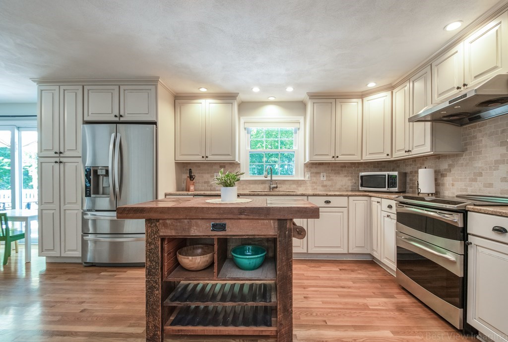 42 Old Mill Road Maynard, MA 01754 - Photo 6 of 35 Gallery Image 6