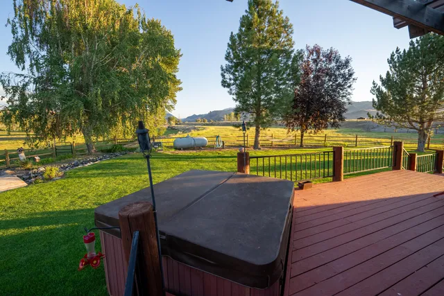 $1,400,000 | 400 Lagoon Lane, Challis, ID 83226